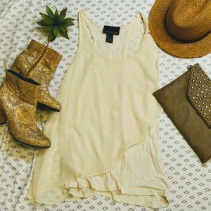 🔥Cynthia Rowley Beige Top Size Medium
